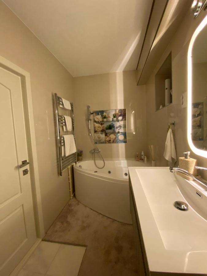 Apartament Eden Luxury Braiła Zewnętrze zdjęcie